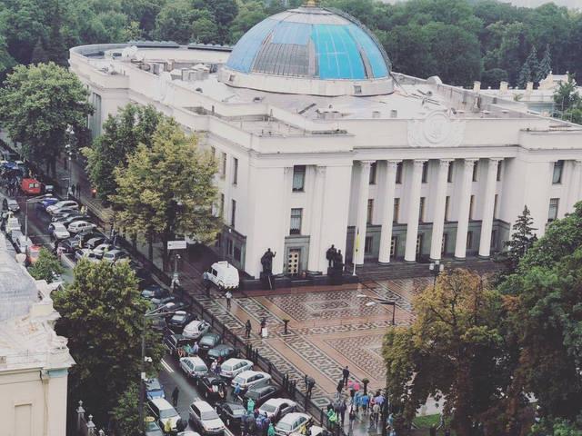 Фото «Киев автомобильный» Пикет ОО «Авто Евро Сила»