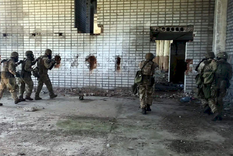 штурм здания