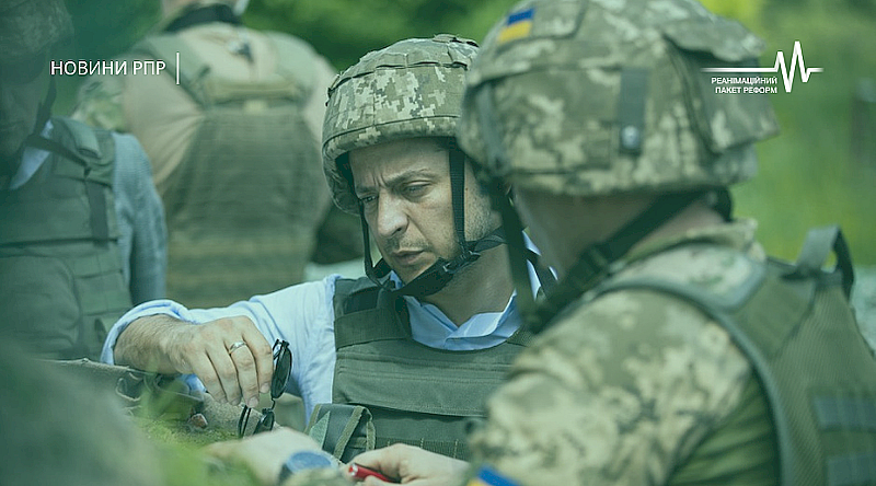 Президент на фронте