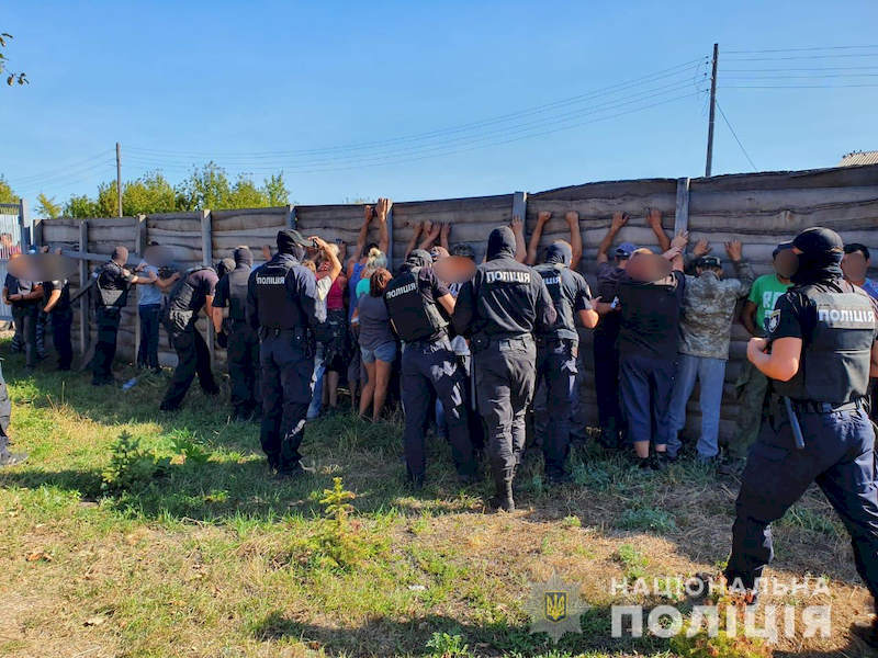 Затримання нападників