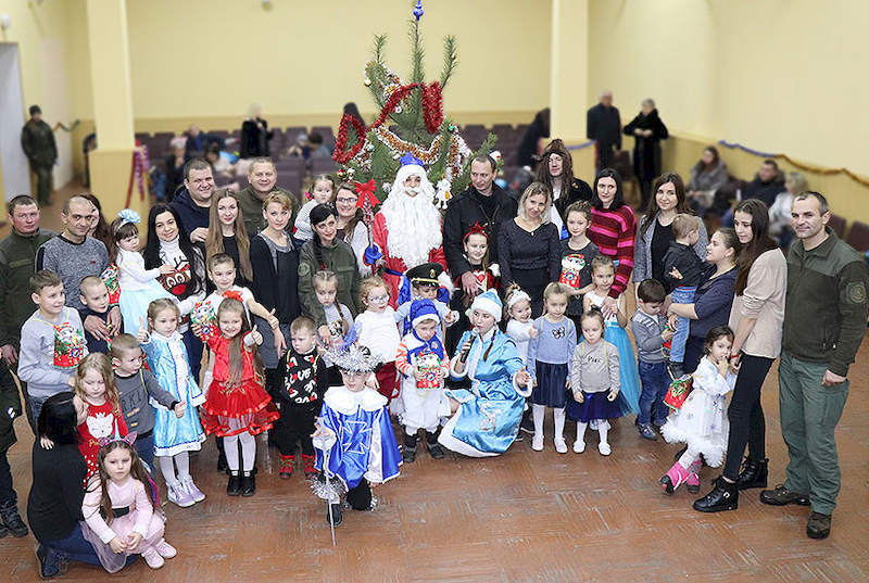 Подарунки для дітей загиблих гвардійців