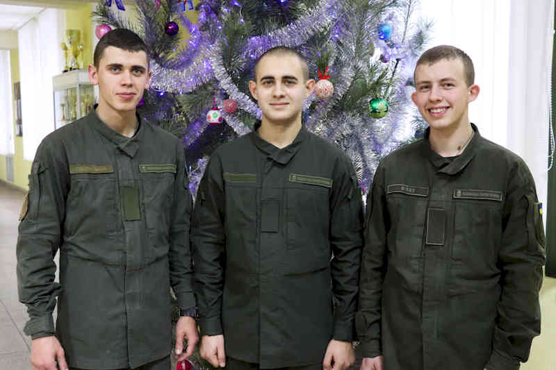 Гвардійські колядники