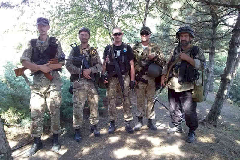 Бизон и Вальтер с побратимами