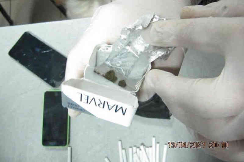 Пачка сигарет з марихуаною