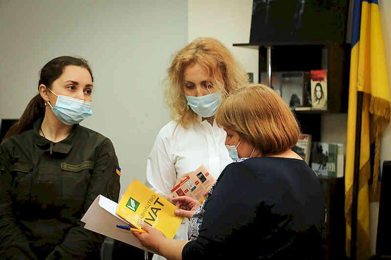 Зустріч бібліотекарів і військових