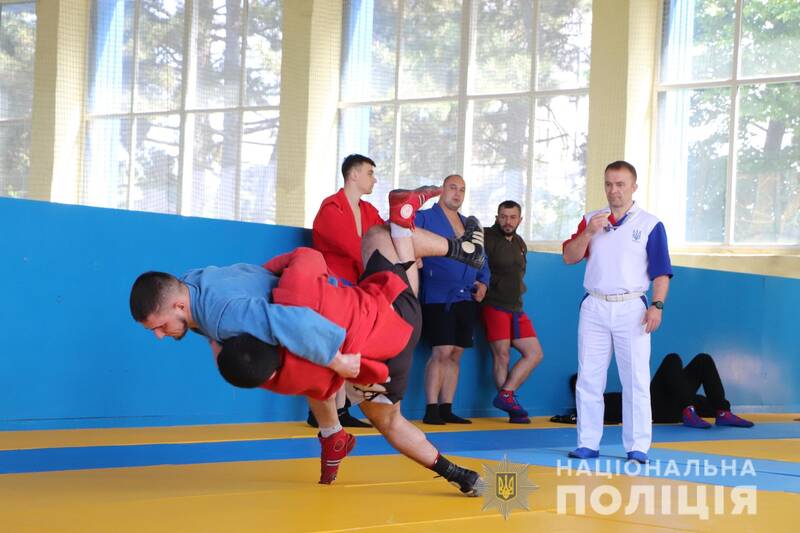 Поединок самбистов