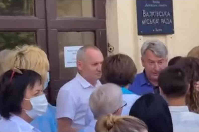 Протест медиков Валковской ЦРБ