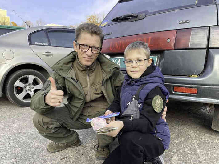 Матвей с бойцом Нацгвардии
