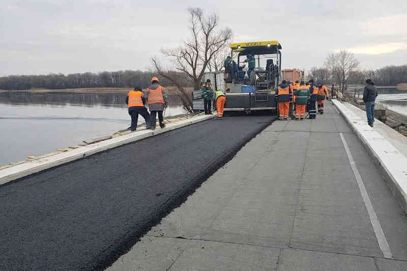 Міст через Печенізьке водосховище