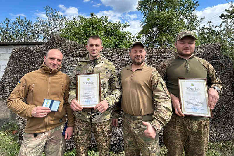 Вручение награды от Купянской территориальной громады военнослужащим 5 Слобожанской бригады «Скиф» Национальной гвардии Украины