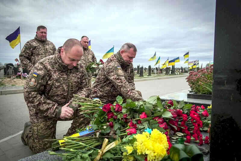 Почтение памяти погибших защитников Украины