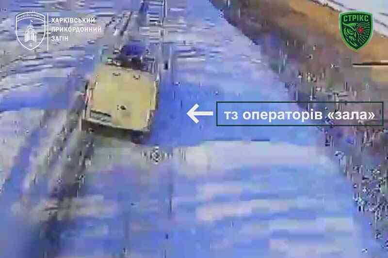 За мить до знищення автомобіля окупантів