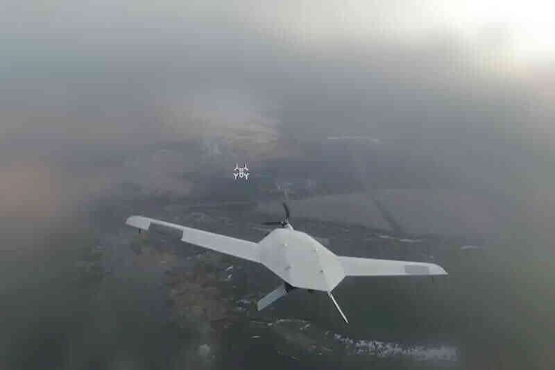 За мить до знищення російського безпілотника «Скат-450М»