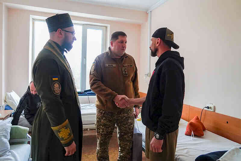 Відвідини поранених гвардійців