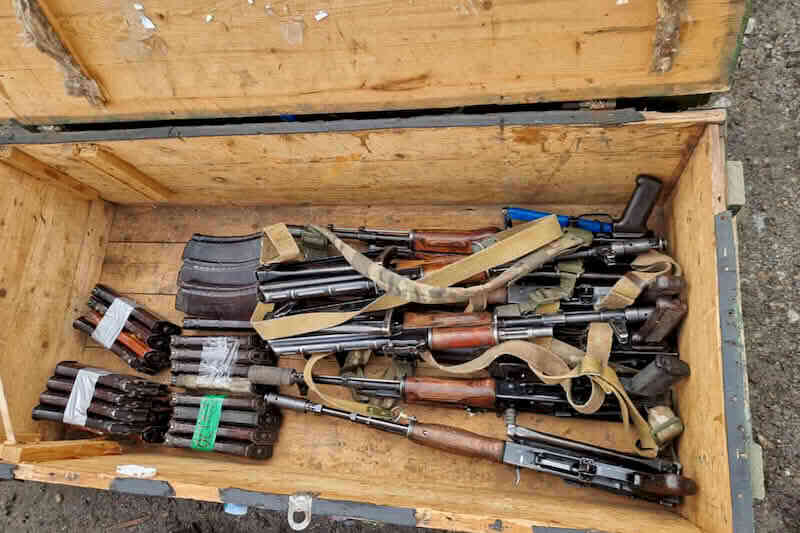 Изъятое оружие и боеприпасы