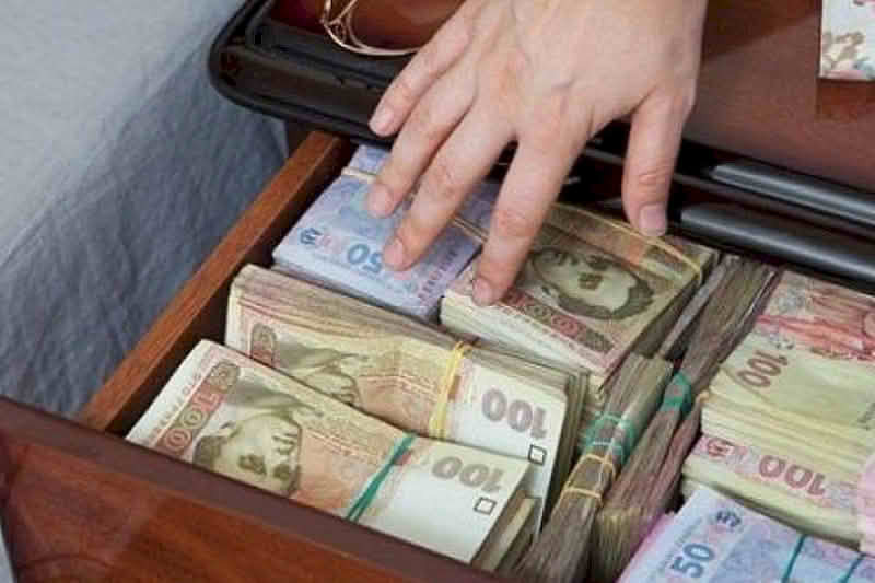 Пенсії українських посадовців
